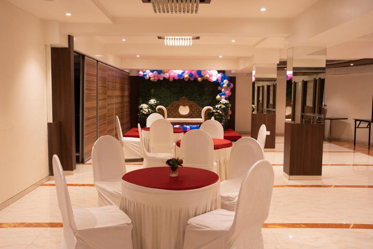 נאווי מומבאי Gold Crest Business Hotel מראה חיצוני תמונה