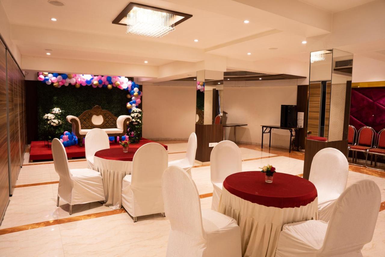 נאווי מומבאי Gold Crest Business Hotel מראה חיצוני תמונה