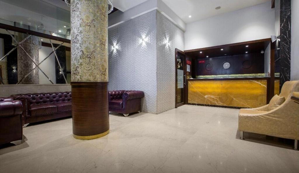 נאווי מומבאי Gold Crest Business Hotel מראה חיצוני תמונה